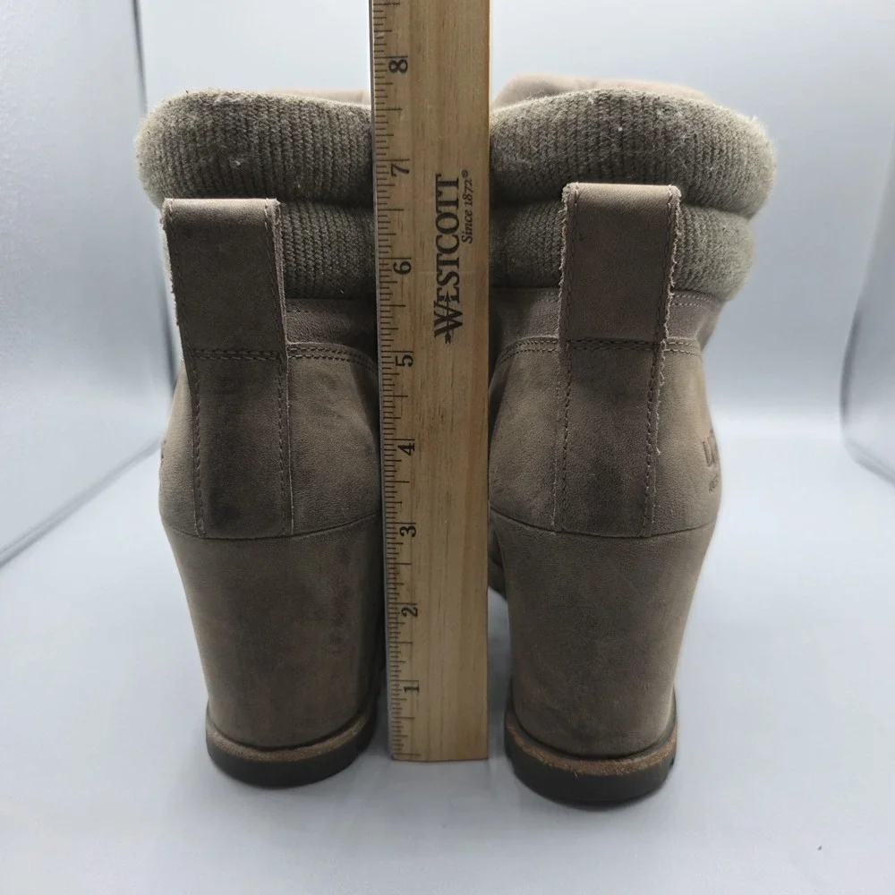 UGG Kriston Booties Womens‎ 9.5 Brown Leather Wedge Ankle Boots Waterproof
